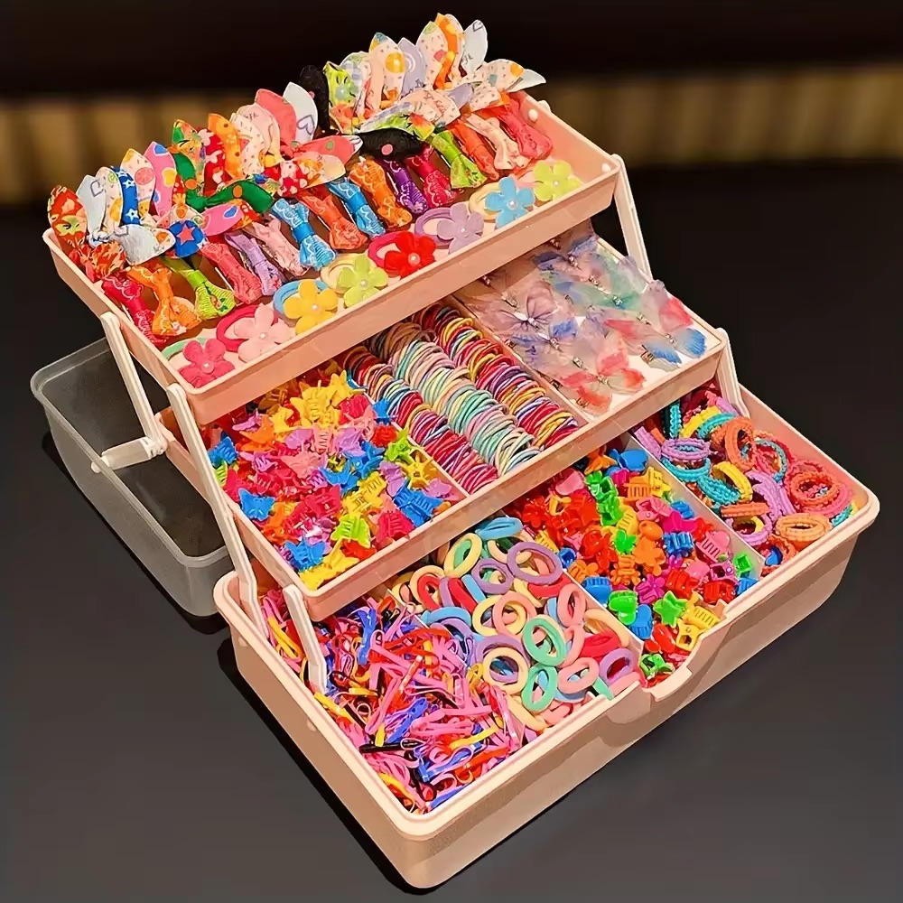 Kids Outdoor Kit - 555 Pieces Suitable for Girls’ Everyday