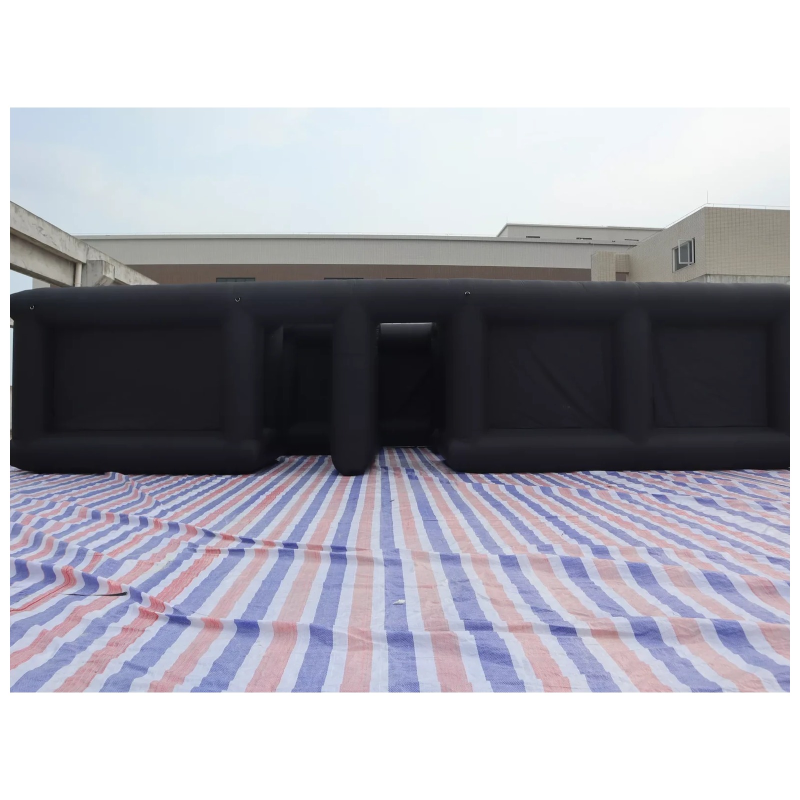 Large Black Open Square Inflat - Kids Outdoor Party Venue recension och pris